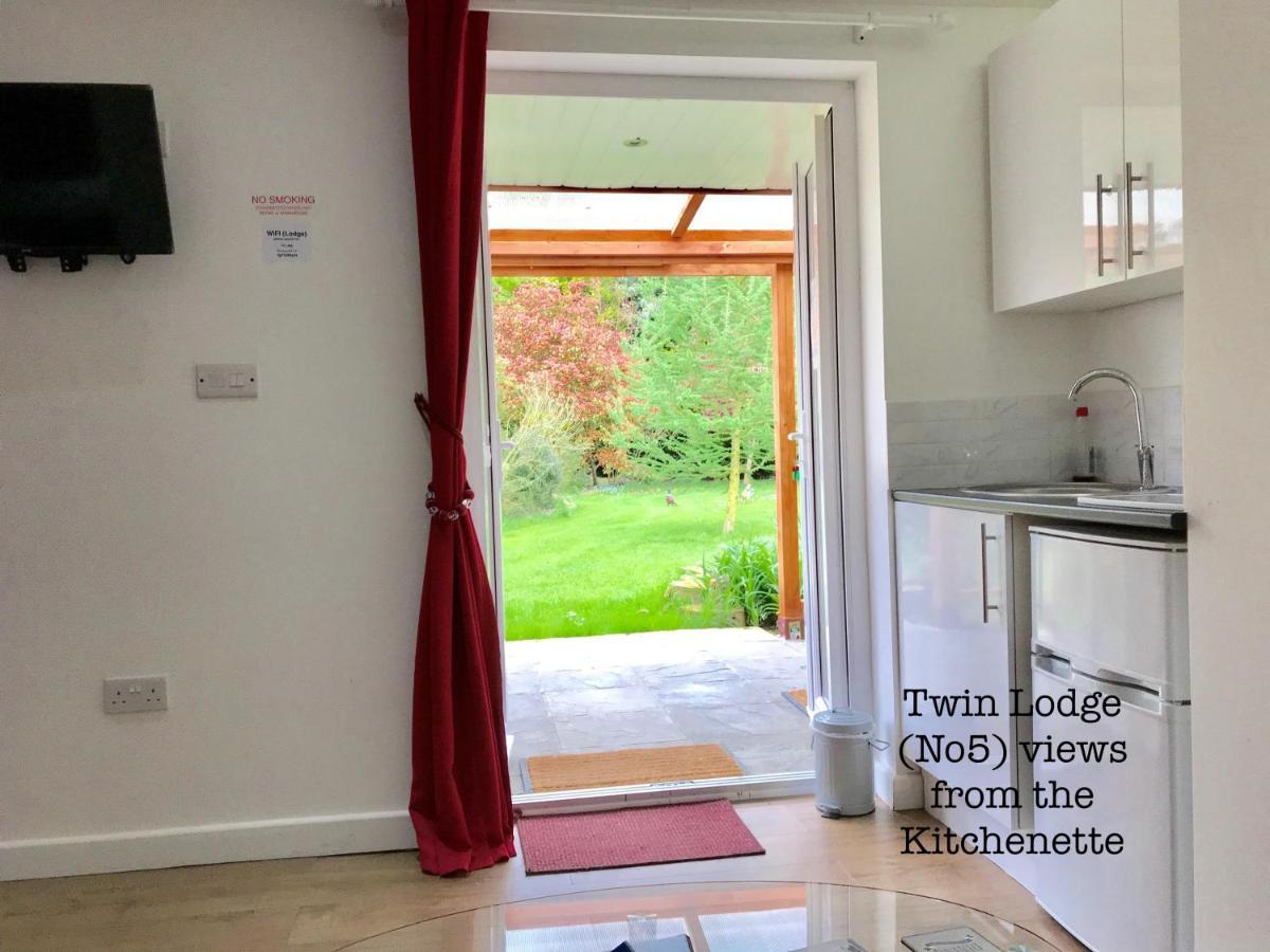 Woodpaddock Bed & Breakfast March Buitenkant foto